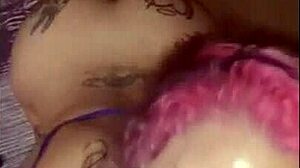 Darlin davne lasexona jugando rico con su chorito y con consolador mamada de pico de bonus