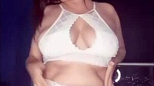 Hot latina milf dances seductively.