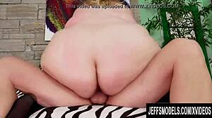 hefty babydollbbw takes dick deep in pussy