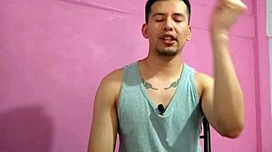 El Plomero Me Folla En El Patio Con Su Vergota Curva