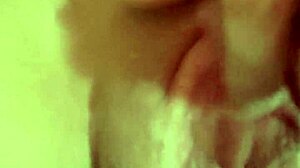 hot wife squirts homemade solo video 😋