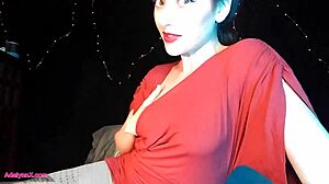 Adalynnx worships her fisted ass! Raw power!