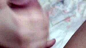 Novinha Sucking And Masturbating With Finger For Oral Orgasm