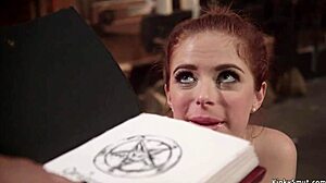 Does the lezdom anal fuck her slave babe?