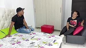 Mi empleada termina siendo toda una ninfomana como me encant� follar ese co�o-highlight-