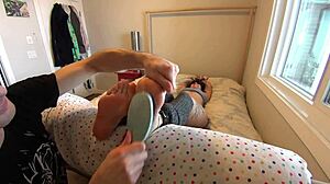 Gwen's feet get bound and tickled to orgasm in full hd video.