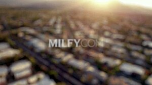 i can’t stop shooting with sexy blonde sarah as my milf model.