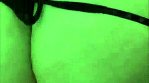 Worship girlfriend's fat ass and feet