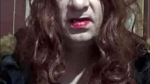 Watch Crossdresser Masturbate with Machine!