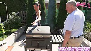 Wow! Deutsche Amateur Milf with Big Tits Bangs Old Opa Outdoors!