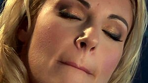 Samantha Ryan Says, 'I Love My Shaved Pussy And Sex Toys'