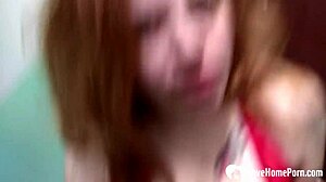 Amateur redhead takes pecker on camera