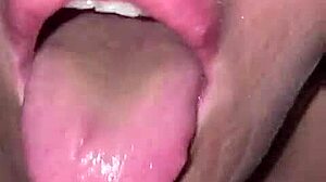 Big butt girlfriend screams during doggystyle ass worshiping and sucking.