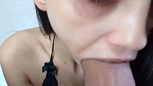 POV of novinha sucking and riding, leaving ass wide open