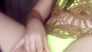 Delicious pleasure with my carrot dildo 😋