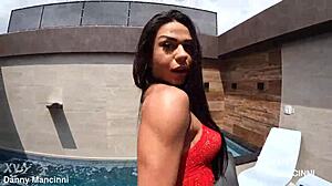 Damn, girlfriend rebolando that bunda in a tiny dress with no panties!