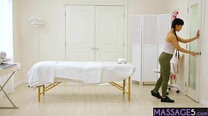 asian teen's chubby ass licked by sexy milf