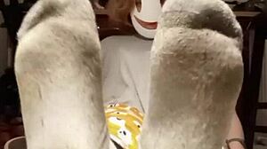 Smelly Dirty Feet Fetish POV