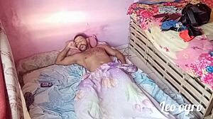 esposa myllena rios sentando com o cu no pauzão grosso do leo ogro sem camisinha