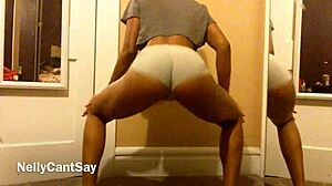 jiggling my bubble butt in slow motion made me so horny