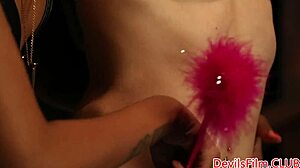 Lezdom Skin Diamond Strapon Dominates Sub with Force!