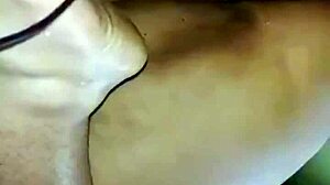 My first time squirting~