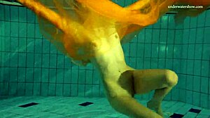 i watch nastya strip in the pool