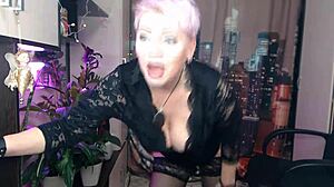 Man, this juicy Russian milf AimeeParadise dances so dirty with big tits!