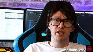 I Sucked The Geek's Big Cock Before He Fucked My Tight Pussy