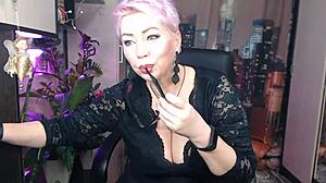 Man, this juicy Russian milf AimeeParadise dances so dirty with big tits!