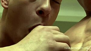 TWINKS DOMINIK AND PETR FUCK BAREBACK HARD