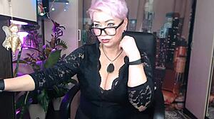 Man, this juicy Russian milf AimeeParadise dances so dirty with big tits!