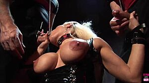 i lov this fuck fest in bdsm dungeon, so wild