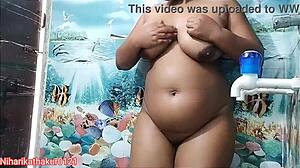 indian desi girl anjali arora shows big tits and ass