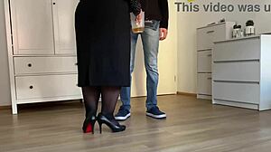 Fat Milf Pees in Nylon Heels