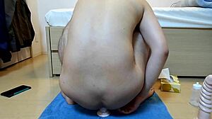 Intense winding stick sucking leads to massive cum shot in anal play