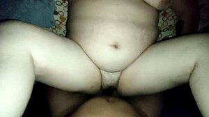 Blowjob and fucking in homemade amateur video