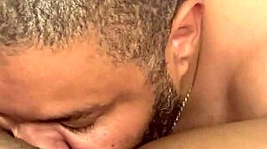 BBW Milaj enjoys shaved pussy licking in hentai