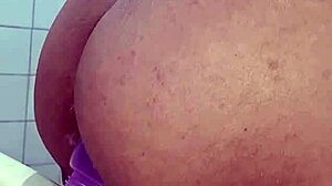 it hurts but feels good when it goes in