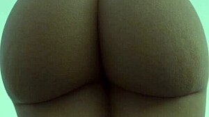 i saw this hot negra showing her big bunda on cam, so sexy!