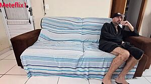 meia-irma distracted, slipped my dick in her mouth 😈