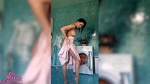 Hot babe deep sucking and sensual fucking during cleaning