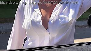 A stranger noticed my car masturbation and helped me cum.