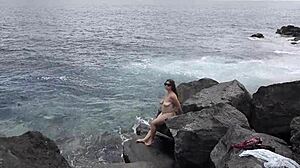 Primeira vez dela ela queria no sigilo gostosa com tes�o s� tem apenas 19 anos ah danada completo no red e no cher