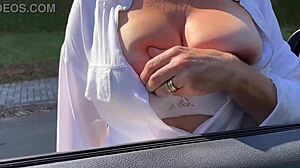 A stranger noticed my car masturbation and helped me cum.