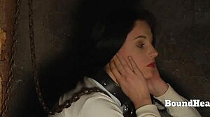 hot oily massage for dominant madame by submissive lesbian slave 😍