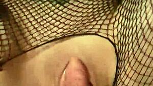 huge fuck plug gets some serious action! 🍆