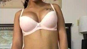 super hot cuban twerks phat ass in bra and panties