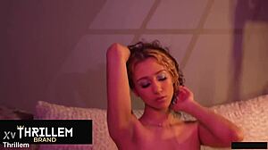 Cici Jaz In A Softcore Solo Scene