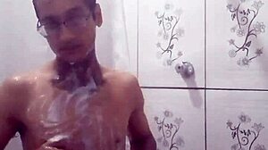 Vazou na net me exibindo para putinha do meu bairro hoje vou comer essa gostosa